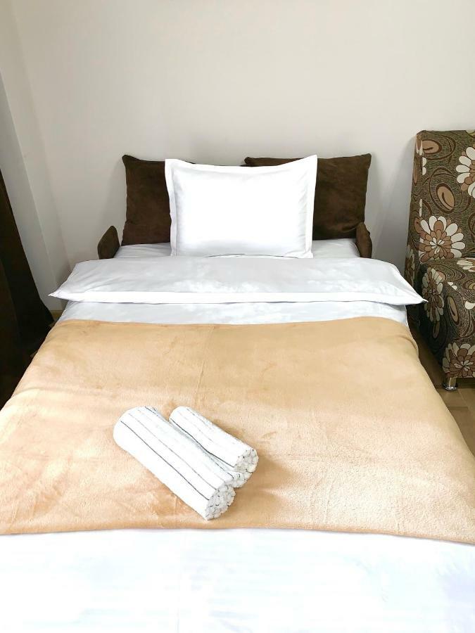 Tomaso Apartment Тбилиси Екстериор снимка