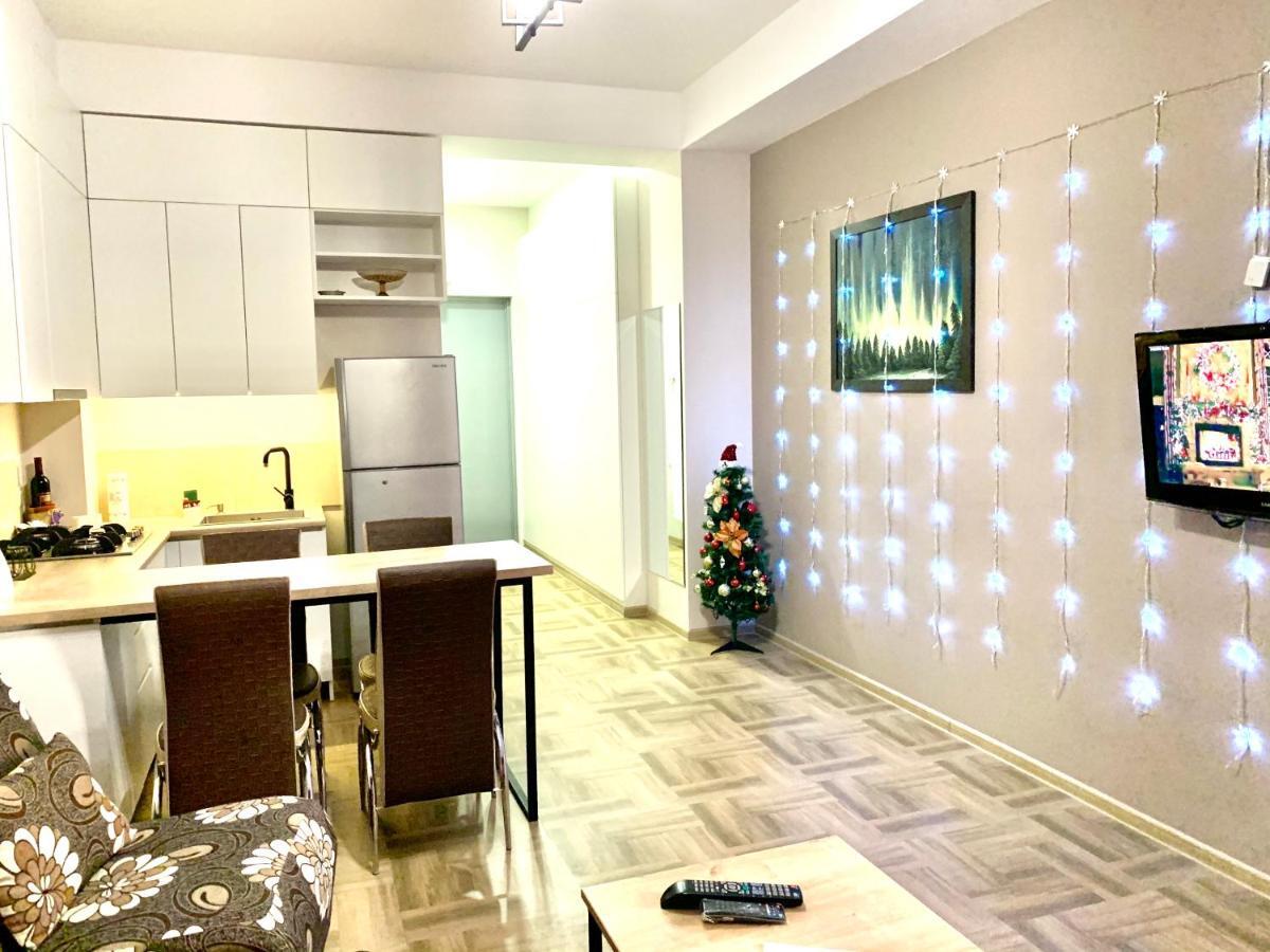 Tomaso Apartment Тбилиси Екстериор снимка